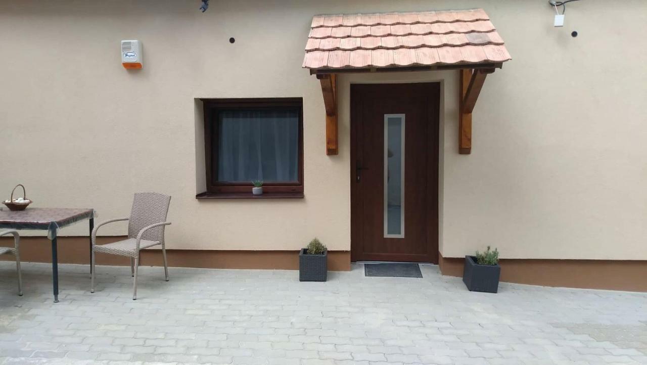 Hotel Alma Vendégház Veszprém Exterior foto